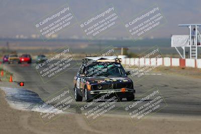 media/Oct-02-2022-24 Hours of Lemons (Sun) [[cb81b089e1]]/1040am (Braking Zone)/